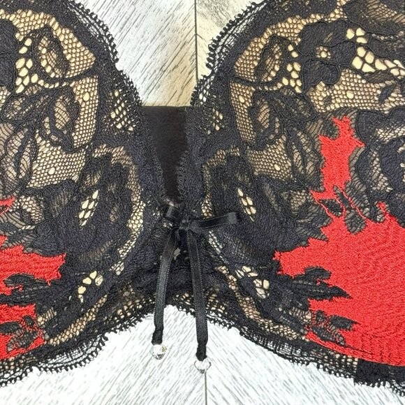 Victoria's Secret Push Up Bra Size 36D Red Black Lace Padded NWT NEW - Picture 2 of 5